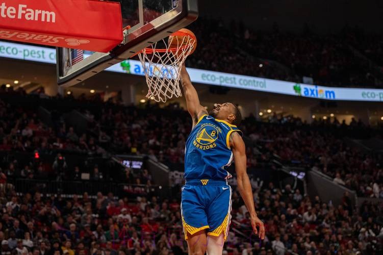 勇士明日伤病报告：梅尔顿缺阵，霍福德出战&追梦大概率出战